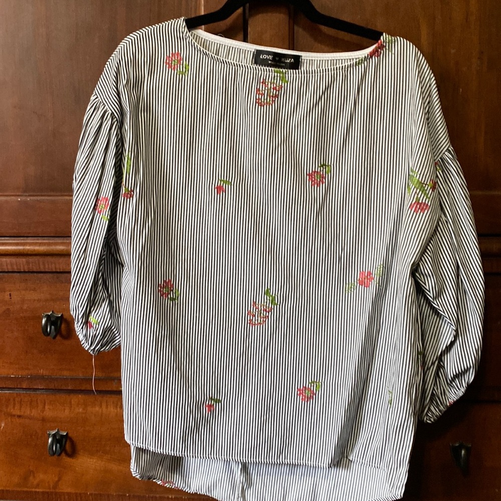 Love Kuza tunic-ish top.